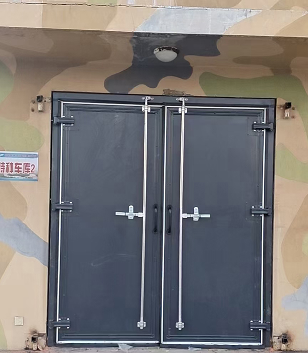 五家渠工业平开门