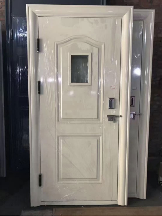 五家渠学校教室门