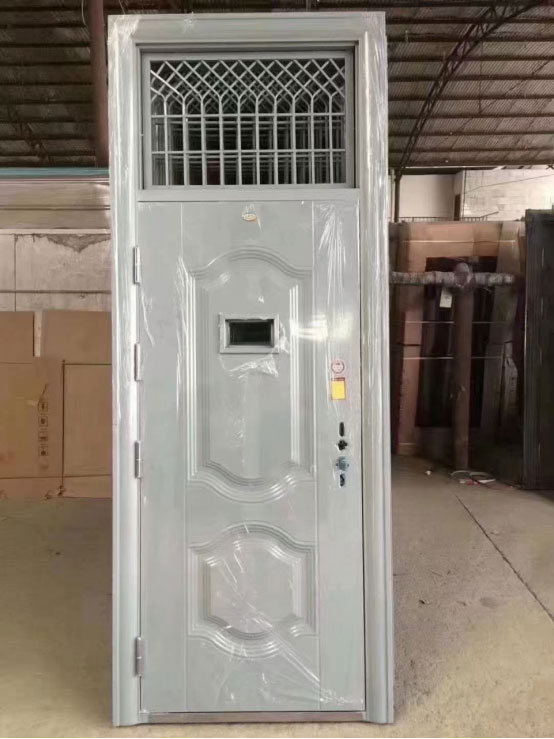 五家渠学校教室门