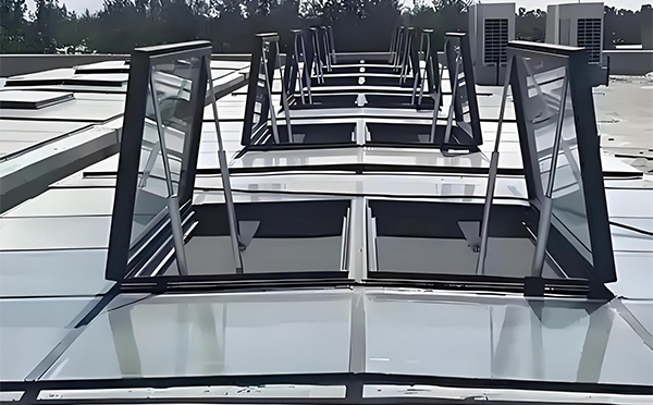 五家渠兰州五家渠排烟窗选型安装与维护实用指南