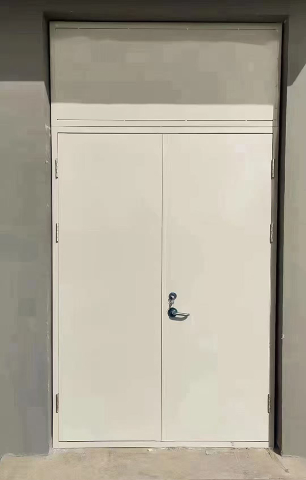 展览馆项目完成大跨度五家渠防火门安装